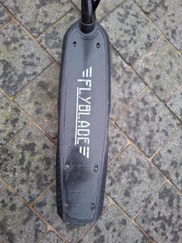 Elektrische step Flyblade beschikbaar voor biedingen