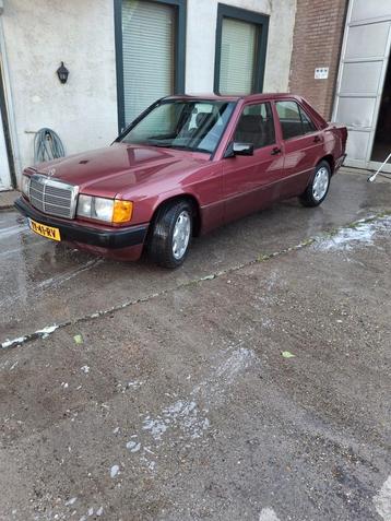 Mercedes benzine 190e 1.8 benzine  beschikbaar voor biedingen