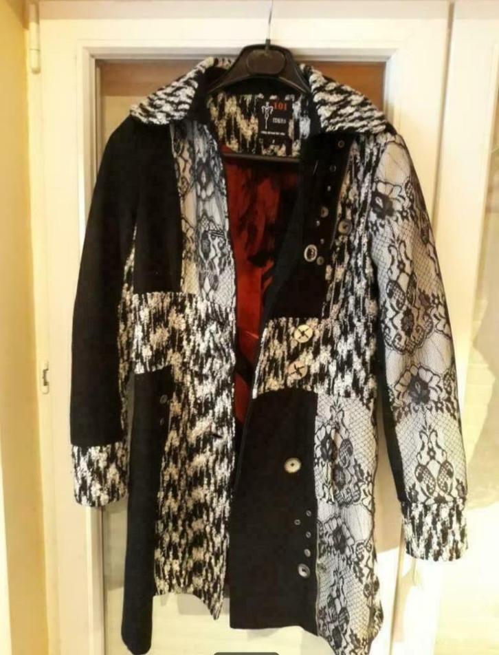 Mooie Zwart - witte geklede jas, weinig gedragen maat 36, Kleding | Dames, Jassen | Winter, Zo goed als nieuw, Maat 36 (S), Zwart