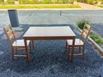 Tafel met 2 stoelen Ikea, Ophalen, Gebruikt, Minder dan 4 stoelen