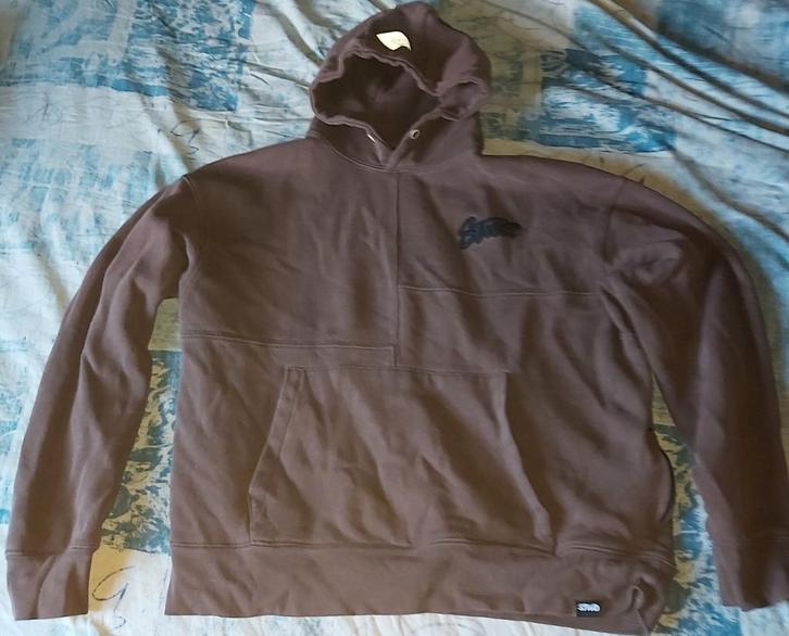 Pull & Bear trui met STWD-logo | Maat S, Kleding | Heren, Truien en Vesten, Zo goed als nieuw, Maat 46 (S) of kleiner, Bruin, Ophalen of Verzenden