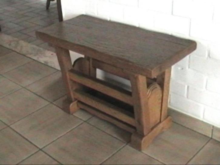 Porte-journaux avec plateau en chêne, Maison & Meubles, Accessoires pour la Maison | Porte-journaux & Porte-revues, Comme neuf