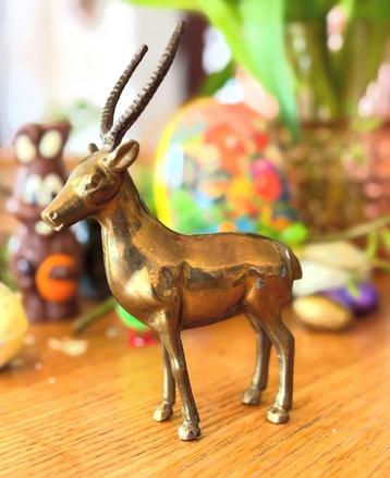Antilope en laiton, Enlèvement, Cuivre