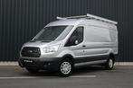 Ford Transit L3H2 / Camera, GPS, Trekh, Carplay, AC, BTW, Auto's, Bestelwagens en Lichte vracht, Voorwielaandrijving, Euro 5, Zwart