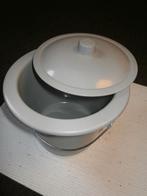 Seau de nuit avec couvercle - neuf, Divers, Matériel Infirmier, Envoi, Neuf