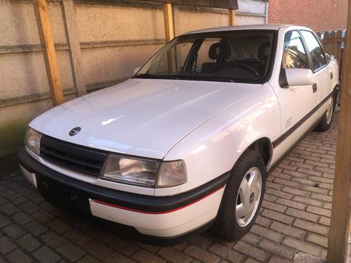 vectra a gt, Auto's, Opel, Particulier, GT, Sportstoelen, Benzine, Euro 1, Overige carrosserie, 5 deurs, Handgeschakeld, Wit, Zwart