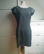 Zwarte jurk met lederen details - Vero Moda - 40, Ophalen of Verzenden, Zo goed als nieuw, Maat 38/40 (M)