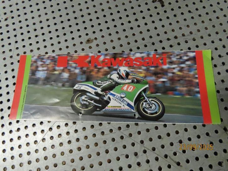 Kleurenfolder Folder Kawasaki Motoren 1984 Reclame Poster 84, Verzamelen, Automerken, Motoren en Formule 1, Gebruikt, Motoren
