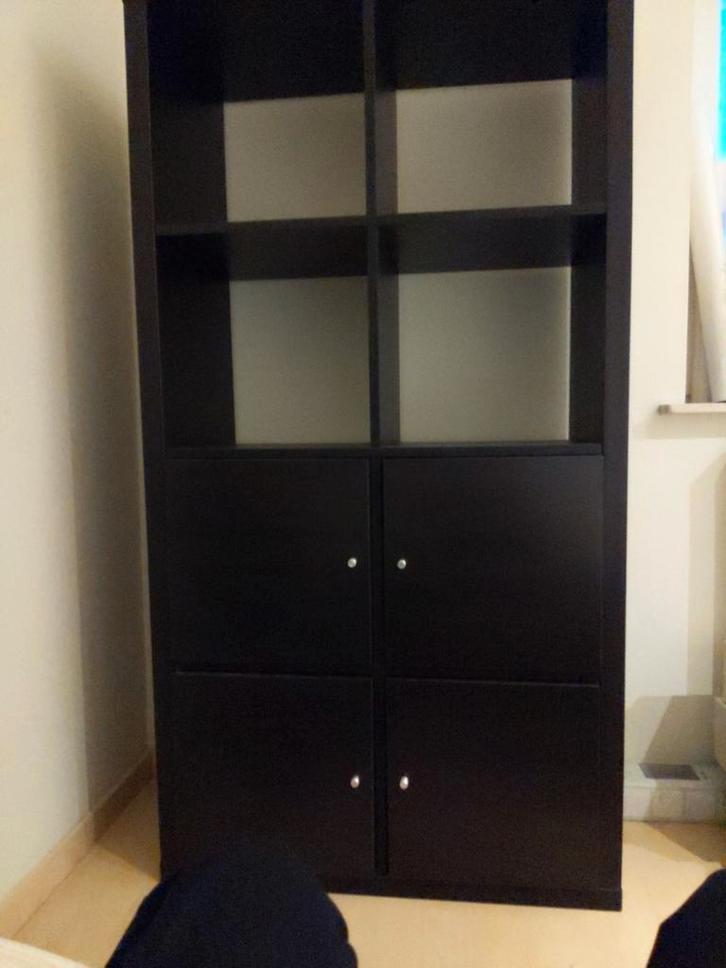 Kallax zwartbruine kast met 4 inzetdeuren, Huis en Inrichting, Kasten | Lockerkasten, Zo goed als nieuw, Ophalen