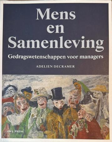 Adelien Decramer - Mens en samenleving beschikbaar voor biedingen