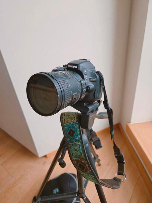 Kit Nikon D5100 + Objectif Zoom Polyvalent 18-200mm, Audio, Tv en Foto, Fotocamera's Digitaal, Zo goed als nieuw, Spiegelreflex