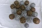 Rotan bollen diameter 7 cm, zilver-  en bronskleurig, Huis en Inrichting, Woonaccessoires | Overige, Gebruikt, Ophalen of Verzenden