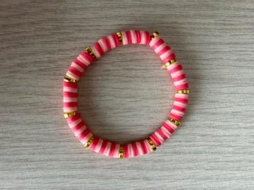 Mooie armband koraal/roze
