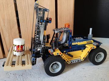 LEGO Technic Robuuste Vorkheftruck – 42079 beschikbaar voor biedingen