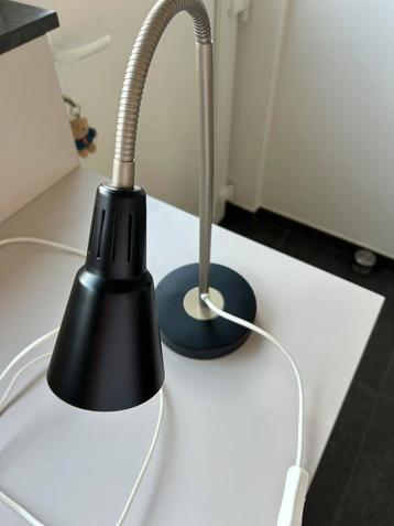 Lamp beschikbaar voor biedingen