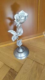 Rose sur socle en étain, Ophalen of Verzenden