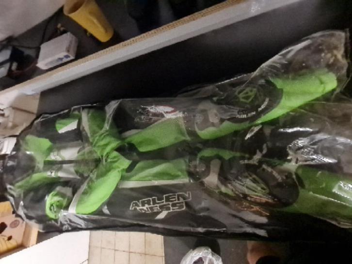 Arlen Ness Groen-Zwart Race Pak, Motos, Vêtements | Vêtements de moto, Combinaison, Hommes, Neuf, sans ticket, Enlèvement