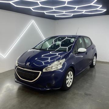 Peugeot 208| 2015| 109.250KM| NIEUWE DISTRIBUTIE + GARANTIE beschikbaar voor biedingen