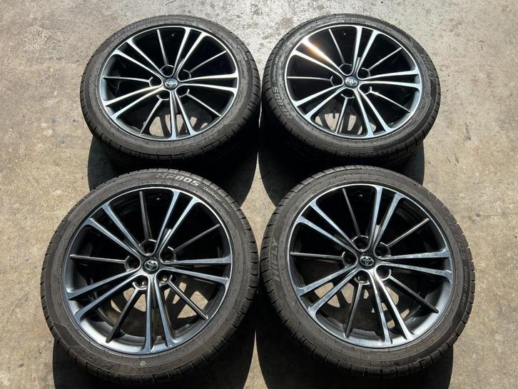 17 inch Toyota Prius, Avensis, GT86, Subaru Velgen + Banden, Auto-onderdelen, Overige Auto-onderdelen, Toyota, Ophalen