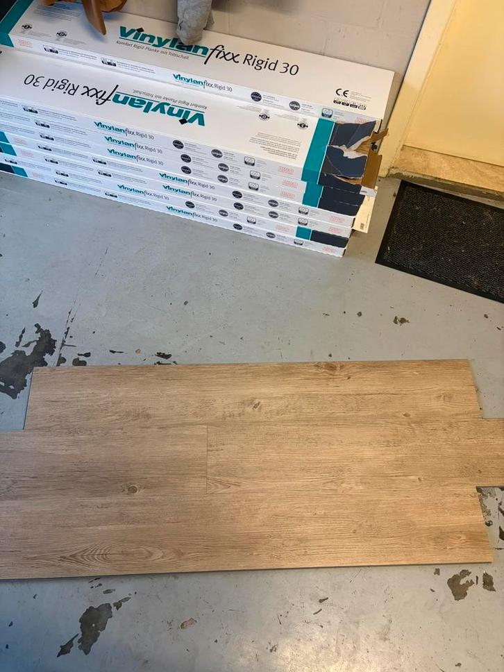 Rigid vloer met geintegreerde ondervloer ( 37,5 m2 ), Doe-het-zelf en Bouw, Vloerdelen en Plavuizen, Nieuw, Ophalen of Verzenden