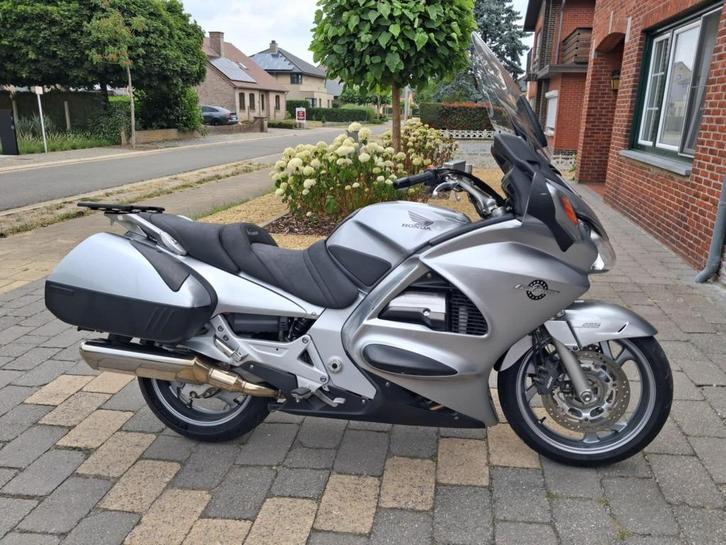 Honda pan european st1300 bouwjaar 2004, Motoren, Motoren | Honda, Particulier, Toermotor, ABS, Ophalen