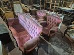 Oude gebeeldhouwde houten woonkamer, Ophalen