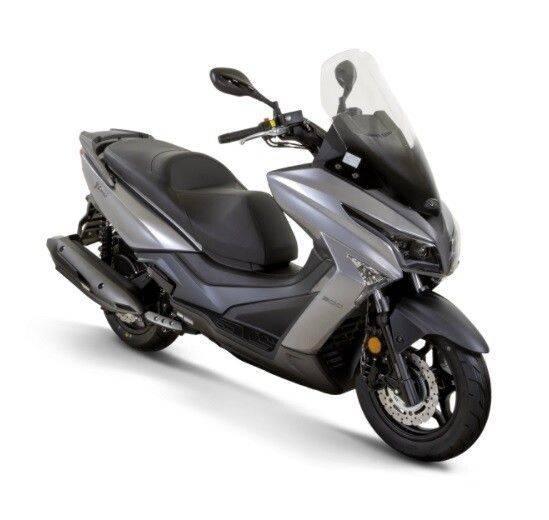 Kymco XTown 300, Motoren, Motoren | Overige merken, Bedrijf, Scooter, 12 t/m 35 kW, 1 cilinder, Minimaal motorrijbewijs A2, ABS