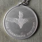 MEDAILLE PARACHUTISTE BRITANNIQUE., Emblème ou Badge, Armée de terre, Envoi