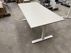 Trotten bureau zit/sta 160x80 cm grijs/wit, Huis en Inrichting, Bureaus, Ophalen, In hoogte verstelbaar, Zo goed als nieuw, Bureau