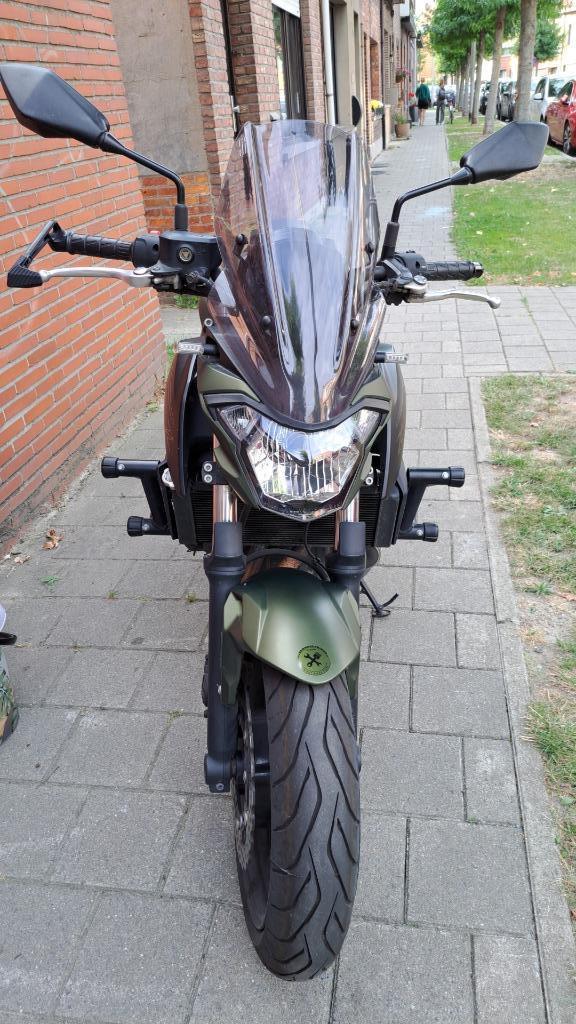 Kawasaki Mosgroen, Motoren, Motoren | Kawasaki, Particulier, Naked bike, meer dan 35 kW, 2 cilinders, Motorrijbewijs A, ABS, Ophalen