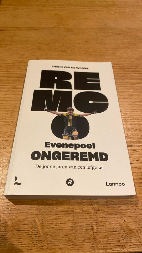 Frank Van de Winkel - Remco Evenepoel ongeremd, Boeken, Sportboeken, Zo goed als nieuw, Ophalen