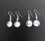 Boucles d'oreilles pendantes blanches et roses, Handtassen en Accessoires, Oorbellen, Overige materialen, Ophalen of Verzenden