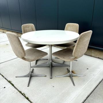 Vintage Design Eettafel + stoelen Horst Brüning Cor