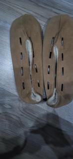 Pantoufles neuves  cuir pointure 39, Ophalen, Nieuw