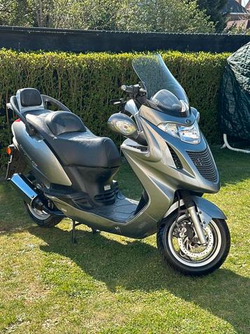 Kymco grand dink 50 B klasse beschikbaar voor biedingen