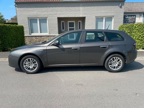 Alfa romeo 159 2.0jtdm cuir clim gps euro5 ctok, Auto's, Alfa Romeo, Bedrijf, ABS, Boordcomputer, Isofix, Diesel, Euro 5, Handgeschakeld
