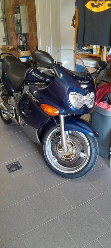Moto suzuki GSXF 750 a vendre beschikbaar voor biedingen