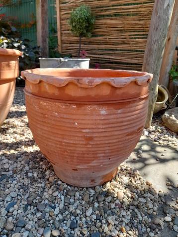 Terracotta bloempot 39 cm, kleine scheur bovenaan ( zie foto, Enlèvement, Comme neuf