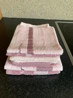 2 handdoeken+2 gastendoekjes+4 washandjes, Nieuw, Ophalen of Verzenden