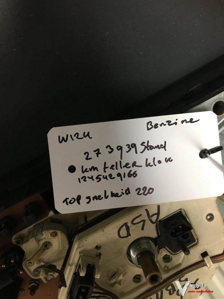 Mercedes W124  2.6 Benzine        124 542 9166    Km Tellerk, Auto-onderdelen, Dashboard en Schakelaars, Gebruikt, Ophalen of Verzenden