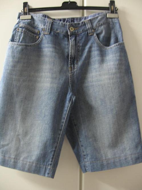 Blauw jeansbermuda van Celio, maat 31, Kleding | Heren, Spijkerbroeken en Jeans, Zo goed als nieuw, Blauw, Ophalen of Verzenden
