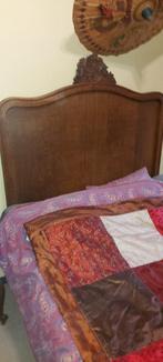 Vintage eiken bed met nachttafel, Huis en Inrichting, Slaapkamer | Bedden, Gebruikt, Vintage, Bruin, 140 cm