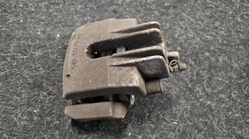 Remklauw links achter incl. remblokken  BMW 5 / 6 serie E60  beschikbaar voor biedingen