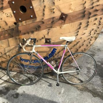 MOSER koersfiets dames beschikbaar voor biedingen