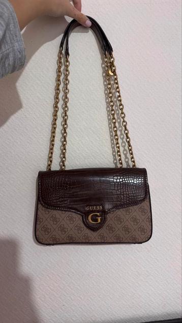 Guess handtas beschikbaar voor biedingen