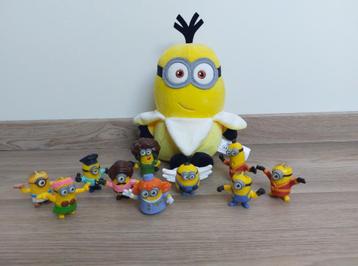 Knuffel Minions + gratis poppetjes Minions beschikbaar voor biedingen