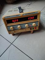 Regelbare voeding 30V 10A, Ophalen, Gebruikt