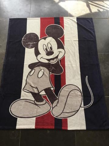 Mickey mouse fleece deken beschikbaar voor biedingen