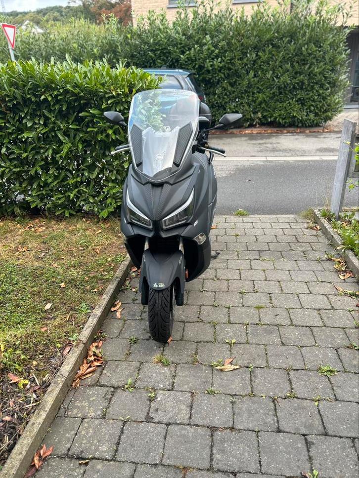 Joymax X125, Fietsen en Brommers, Scooters | Piaggio, Zo goed als nieuw, Ophalen