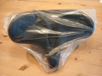 Fietszadel met uitsparing, tegen zadelpijn beschikbaar voor biedingen